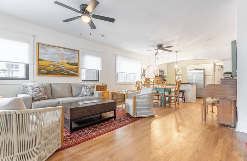 East Hill House | Riverside Bungalow - Private Pool Near Five Points!