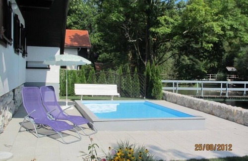 Preddvor Ski Chalet | RIVERSIDE CHALET WITH POOL, GREAT LOCATION FOR ATTRACTIONS AND RELAX