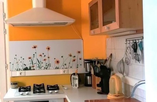 Herisson Cottage | Riverside Cottage: Garden, Fireplace, Family Friendly - Hérisson, France