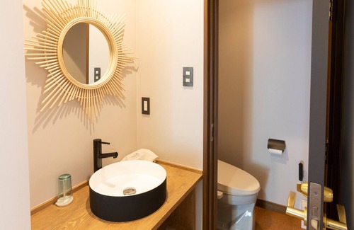 Uwajima Cabin | Riverside Lodge