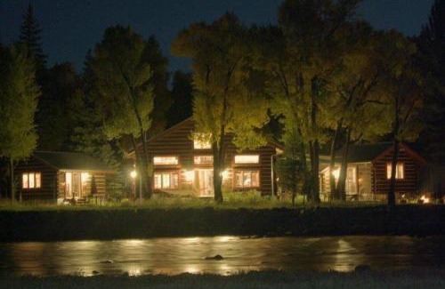 South Fork Cabin | Riverside Meadows Cabins