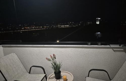 Dalgopo Apartment | Riverside Panorama