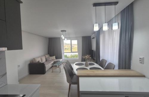Dalgopo Apartment | Riverside Panorama