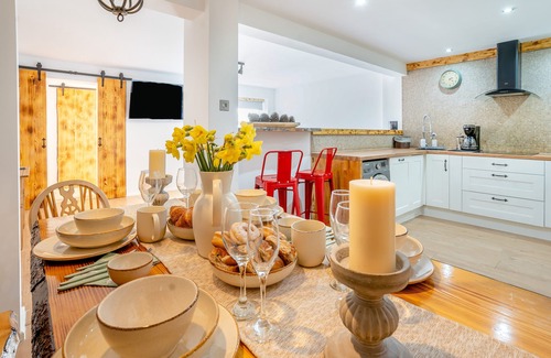 Riverside Apartment | Riverside Retreat - Cardiff
