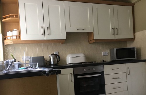 Enniskillen Apartment | Riverside View is a Lovely 2 Bedroom Apartment and is a 5 Minute Walk to Town