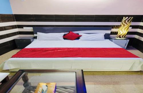 Bulandshahr Hotel | Riverview Resort And Restaurant