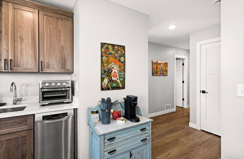 Duluth Apartment | RiverWest Hunters Landing-Riverfront-Base Spirit Mtn.-Dog Friendly-20% off Bike Rentals