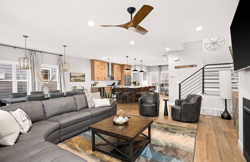 Duluth House | RiverWest Nordic Nest-Base Spirit Mtn. Sauna-Dog Friendly-20% off Bike Rentals