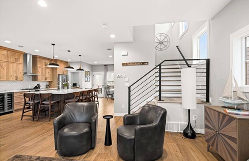 Duluth House | RiverWest Nordic Nest-Base Spirit Mtn. Sauna-Dog Friendly-20% off Bike Rentals