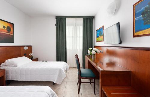 Rivoli Hotel | Rivoli Hotel