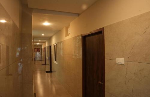 Vellore Hotel | RMV Inn