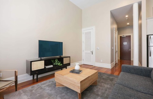 Central Business District Apartment | Roami at Factors Row | Near Superdome | 1 Bedroom