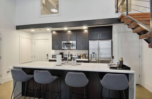 Central Business District House | Roami at Motorworks | 2-Story Apartment |2 Bedroom