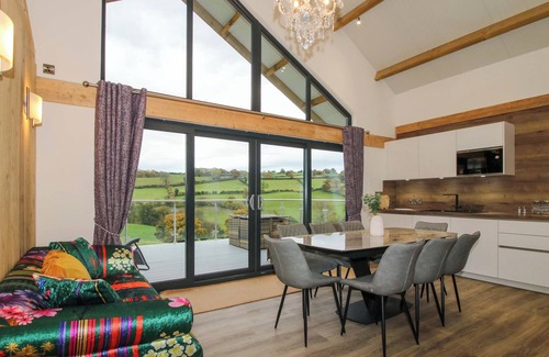 Kingswood Cottage | ROBIN GOCH, pet friendly, character holiday cottage in Garthmyl