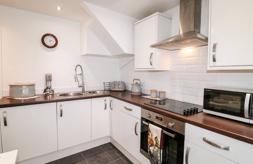 Ashbourne Cottage | ROBIN'S NOOK, pet friendly, character holiday cottage in Ashbourne