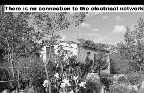 Rastovac Ski Chalet | Robinson Haus PanoramA No Electricity