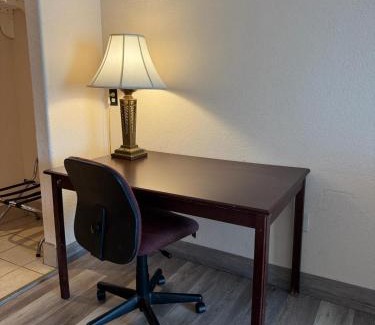 Robinson Hotel | Robinson Inn and Suites