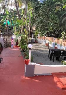 Kovalam Hotel | Rock View Palace Lighthouse Beach Resort