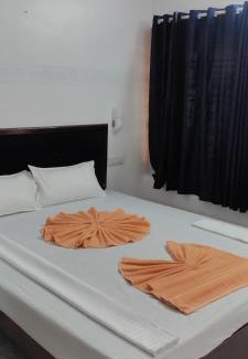 Kovalam Hotel | Rock View Palace Lighthouse Beach Resort