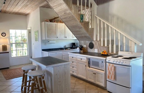 North Palmetto Point House | Rocks Retreat 2 Bedroom Home