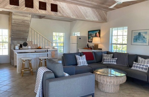 North Palmetto Point House | Rocks Retreat 2 Bedroom Home