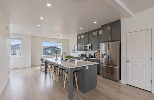 American Fork House | Rockwell MTR- 30+ days welcome