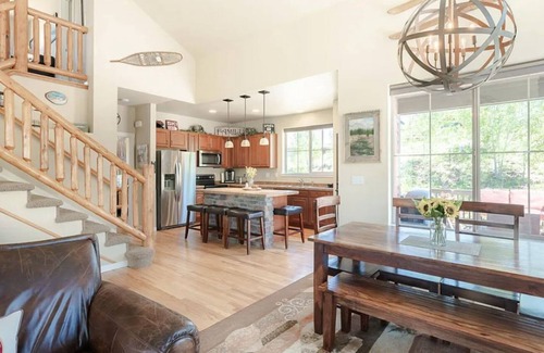 Silvercreek House | Rocky Mountain Summer Basecamp | Hot Tub & Views