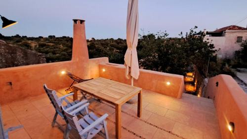 Kithira Apartment | Rodamia Traditional Cottage