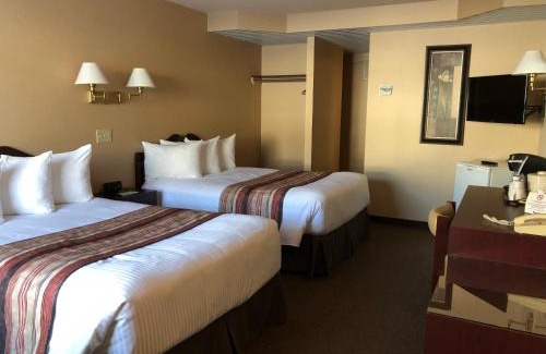 Gaspe Hotel | Rodeway Inn