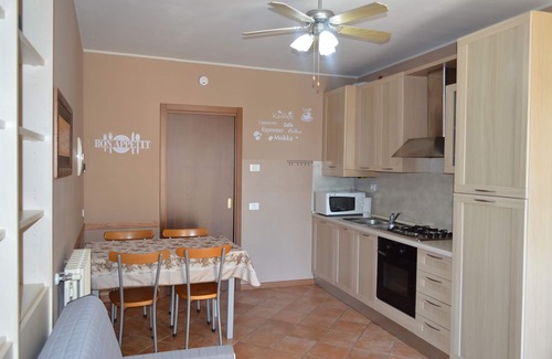 Roe Volciano Apartment | Roe Volciano: Apartment/flat - Roè VolcianoHouse with character