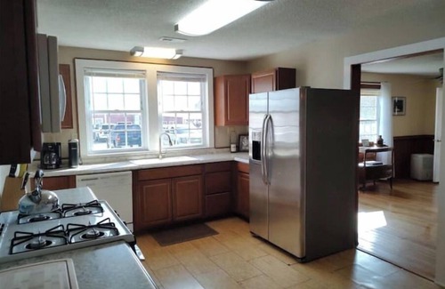 Coinjock House | Rolling Hitch-Cottage on the ICW - Dog Friendly!