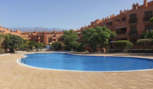 Granadilla de Abona Apartment | Romántico apartamento, piscina y BBQ en Playa La Tejita