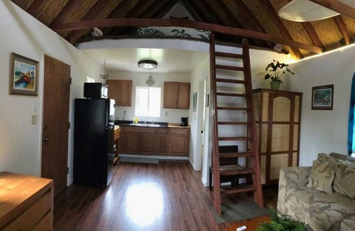 Orchidlands Estates Cabin | Romantic Cabin on a gated aquaponics farm centrally located for exploring.