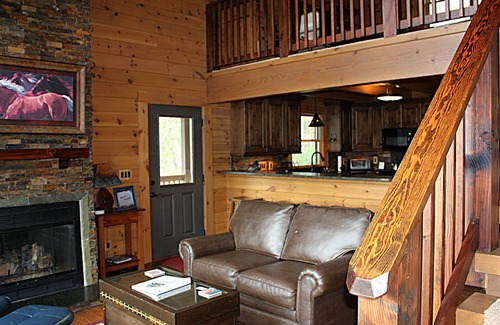 Ferguson Cabin | Romantic Cabin,Views,Pet-Friendly,Trails