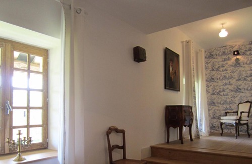 Sailly House | Romantic cottage near Cluny