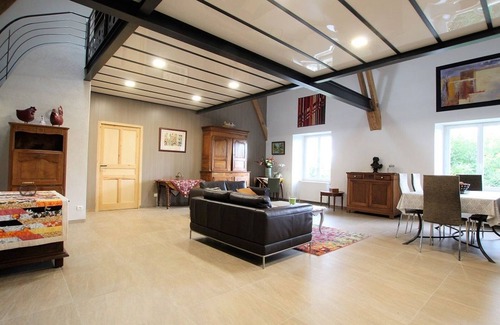Yssingeaux Bed & Breakfast | Romantic Getaway in Restored Farmhouse with Spa and Garden in Yssingeaux
