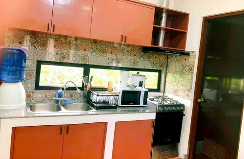 Liloan Apartment | Romantic Getawaybalcony+garden View & Fast Wi-fi