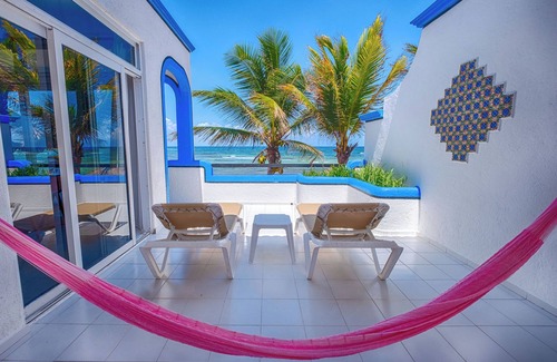 Akumal Condo | Romantic King Studio Suite - Del Sol Beachfront