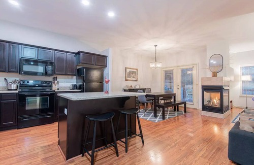 Redmond House | Romantic Resort Home Private Jacuzzi + Plush Robes