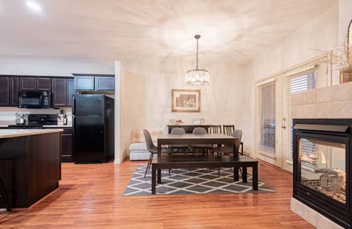 Redmond House | Romantic Resort Home Private Jacuzzi + Plush Robes