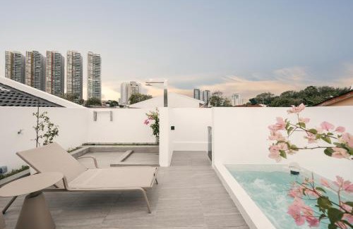 George Town Villa | Romantic Rooftop Jacuzzi Villa with Sunset Views