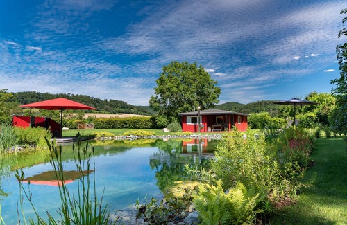 Hessisch Oldendorf Ski Chalet | Romantic Wooden Lodge, detached, absolutely quiet, natural swimming pool, sauna