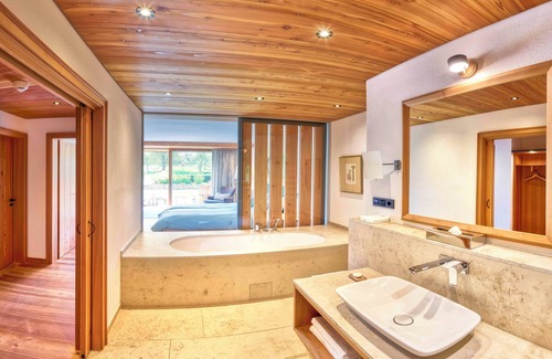 Neuburg Hotel | Romantik Hotel Zum Klosterbräu