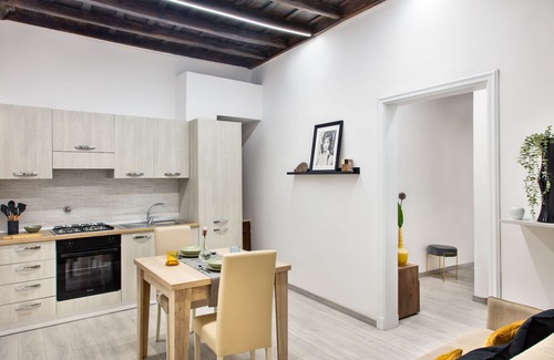 Rione VIII Sant'Eustachio Apartment | Rome Prefetti Suite Apartment