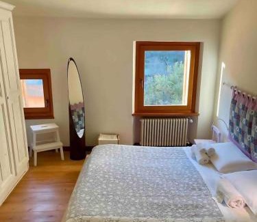 Nord-Ovest House | Romeos Cottage Public free parking bike rental