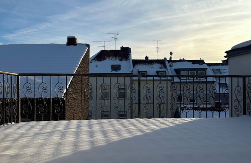 Rhein-Erft-Kreis District Apartment | Roof terrace apartment - Right next to the pedestrian zone and Brühl Castle Park.