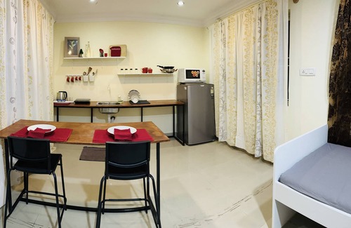 JP Nagar Apartment | Rooftop Metro Marvel - Entire Terrace with AC, 4 mins from metro station