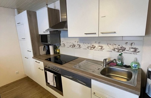 Klosterle Apartment | Room 1 - twin room, shower/toilet on the floor - Haus St. Martin