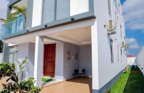 North Legon Apartment | Room 103 - Uphills Court