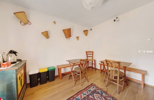 Pieve di Cadore Apartment | Room '4- Nene Maria' with Shared Terrace, Private Garden and Wi-Fi